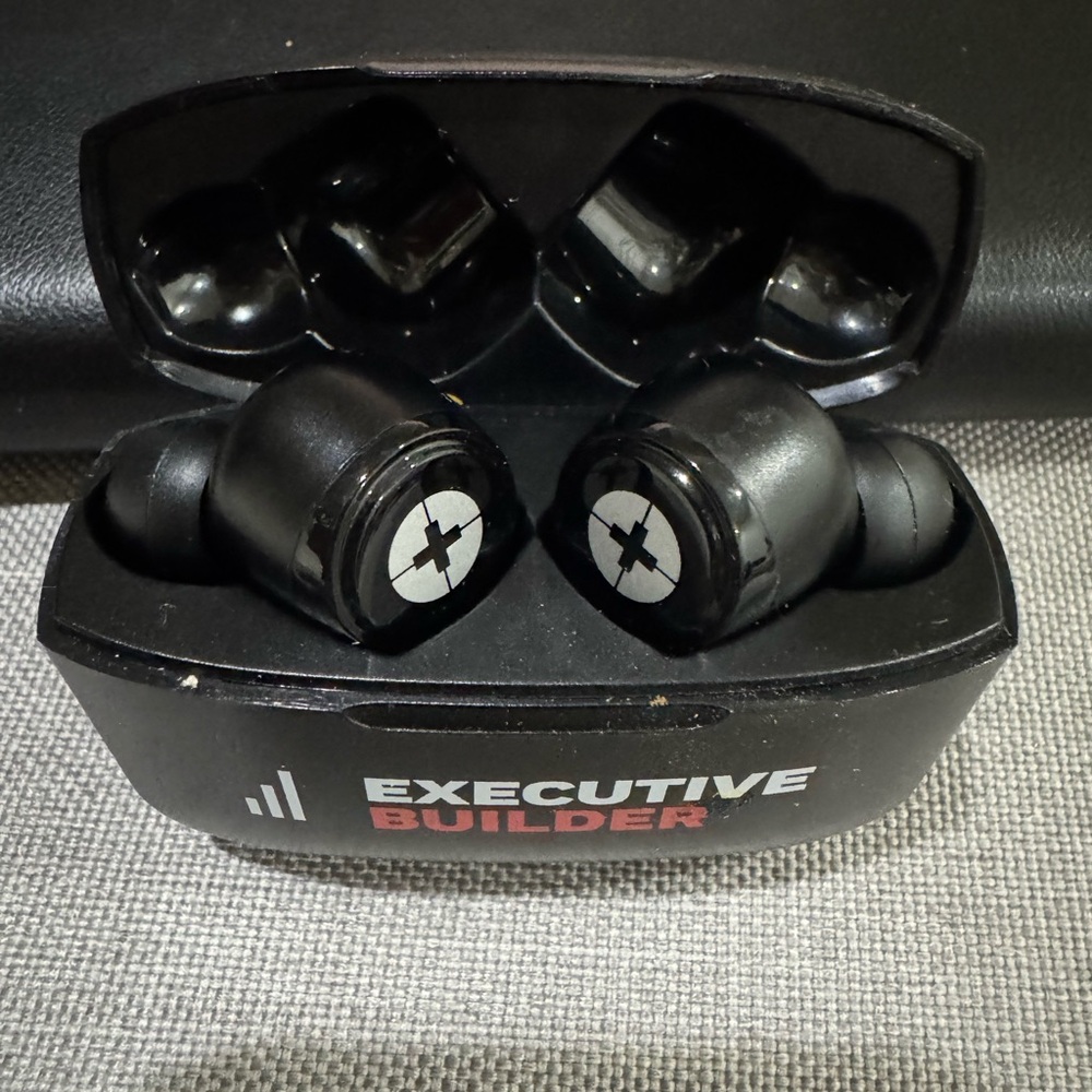 Swiss Peak Wireless Earbuds P329.83X